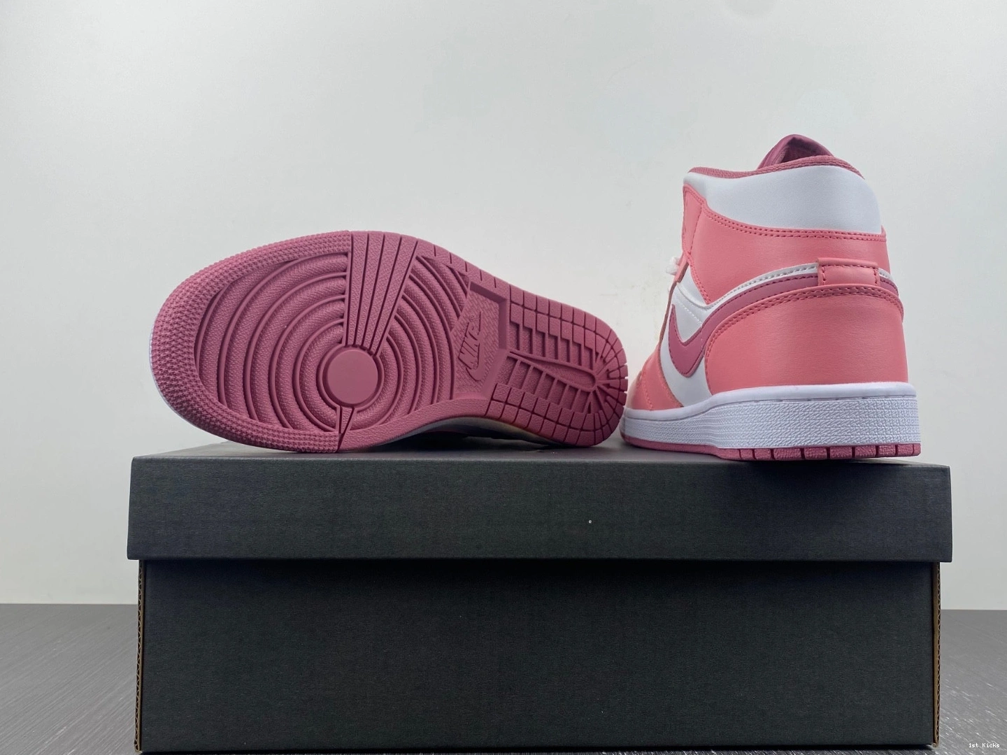 Day DQ8423-616 Valentine's (2023) Mid - 1 Jordan (GS) 0212